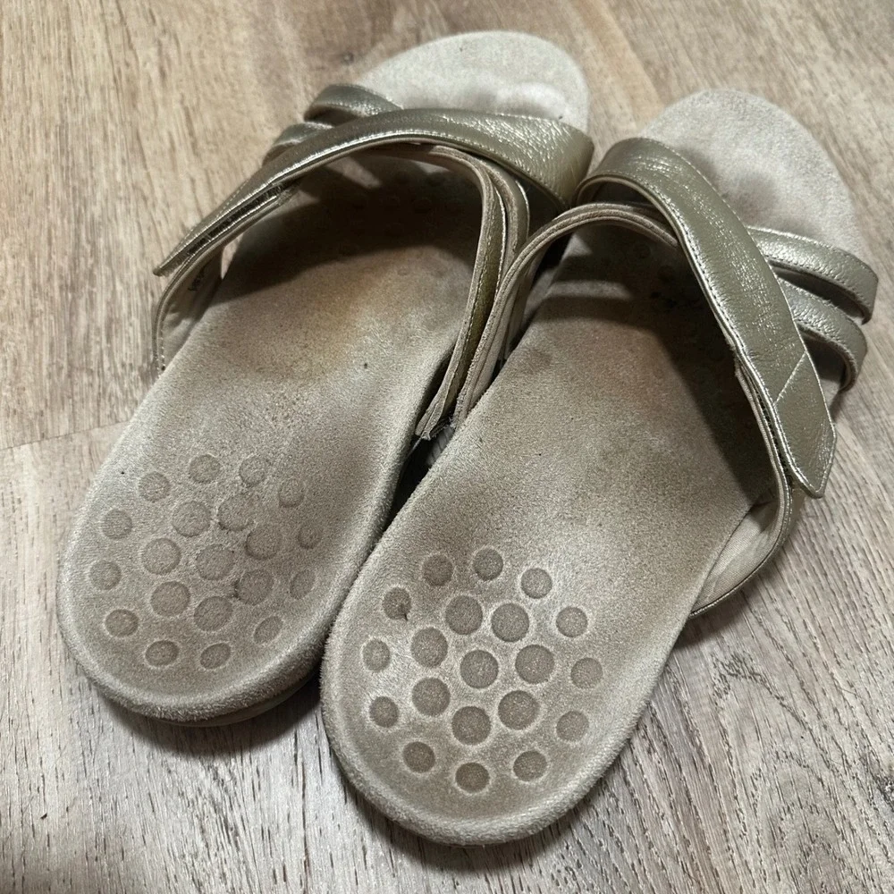 Vionic | Zarie Gold Metallic Cross Strap Orthotic Comfort Slide Sandal, Size 10W